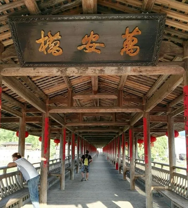 距今超900年,全国重点文物保护单位万安桥烧塌(图4) 距今超900年,全国重点文物保护单位万安桥烧塌(图4)